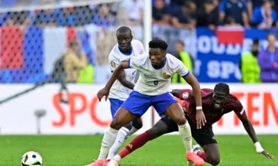 Γαλλία-Βέλγιο 1-0: Το ντέρμπι κρίθηκε με αυτογκόλ και οι Γάλλοι έκλεισαν θέση στους “8” (+videos)