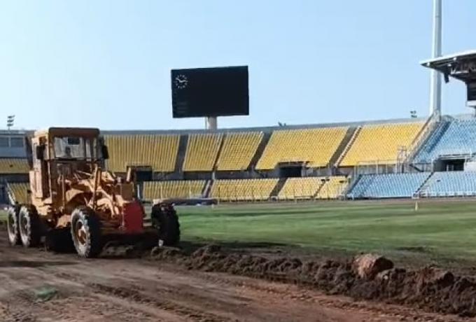 Αλλαγή χλοοτάπητα στο Καυτανζόγλειο, τρέχουν να προλάβουν στον Ηρακλή